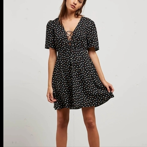 NWT Volcom Dresses Volcom April March Dot Dress size XS - Picture 2 of 6